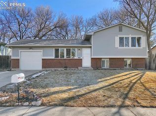 7245 Hermits Holw, Colorado Springs, CO 80911
