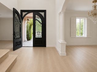 20871 Betron St, Woodland Hills, CA 91364