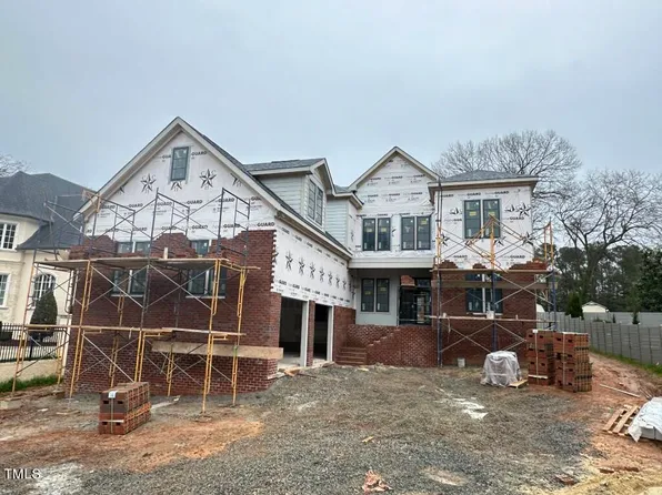 2724 Saint Marys St, Raleigh, NC 27609