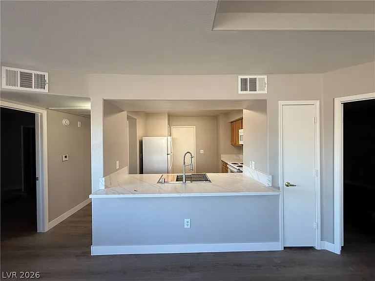 45 Maleena Mesa St #1828 — Photo 4