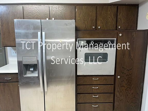 5th image of 716 N 65th Pl