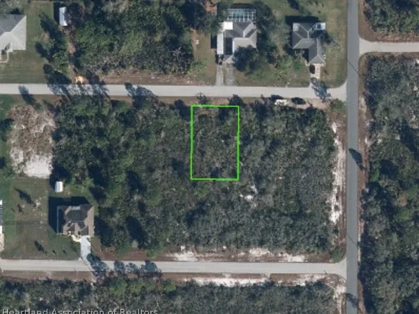 416 Darter St NW, Lake Placid, FL 33852