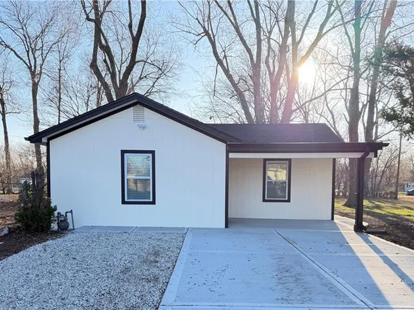 16015 Ann Ave, Belton, MO 64012