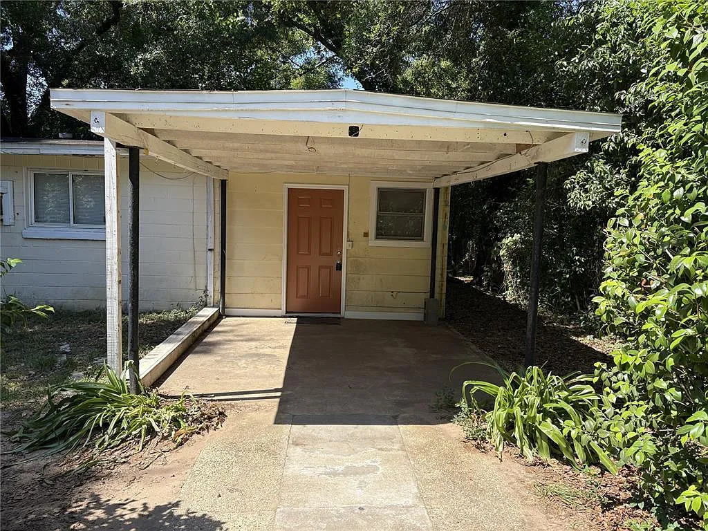 Building Photo - 707 New York Dr