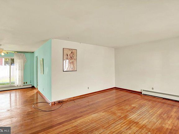 4th image of 1601 Elizabeth Ave