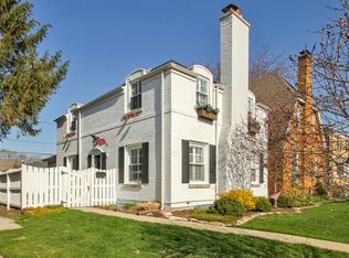 5916 N Kolmar Ave, Chicago, IL 60646