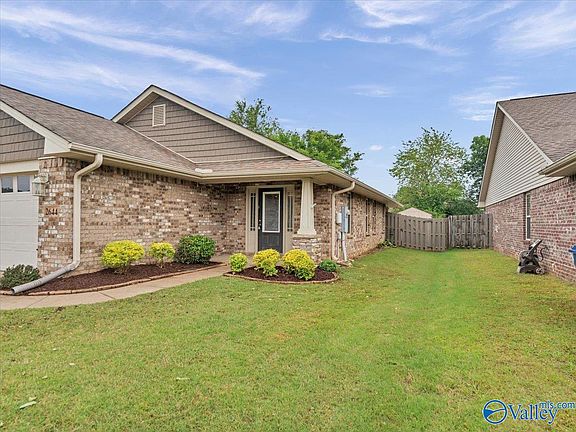 3rd image of 2644 Ashtynn Pl SW
