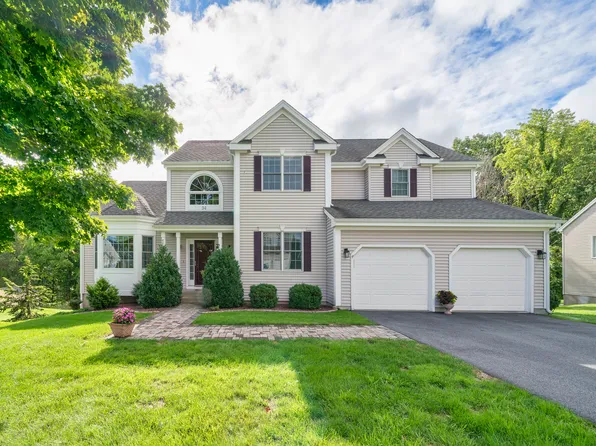 34 Ramblewood Drive, Rocky Hill, CT 06067