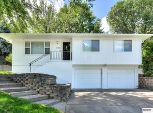 11722 Golden Blvd, Bellevue, NE 68123