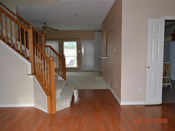 3rd image of 508 Glenwick Dr