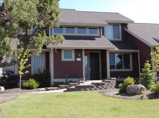 1371 Highland View Loop, Redmond, OR 97756