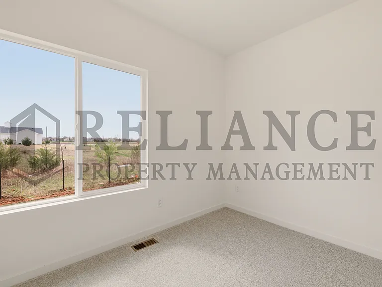 5249 N Pinecrest St — Photo 29