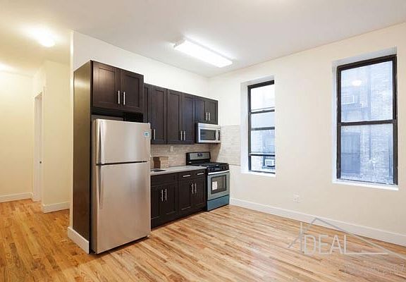 2nd image of 61 Eastern Pkwy APT 1A