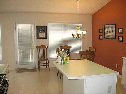 5th image of 1853 Brittlebank Ln
