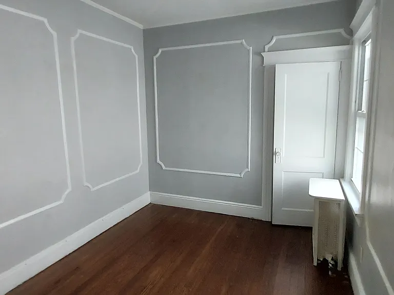 463 E 23rd St #1 — Photo 1