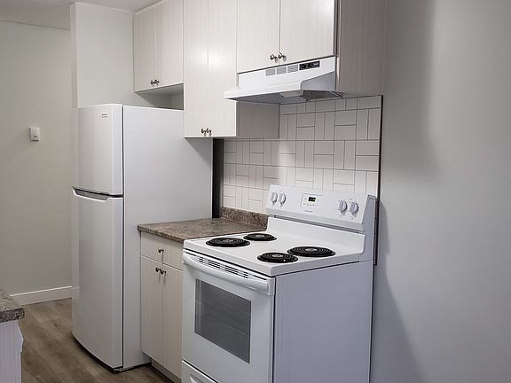 5th image of 12015 103rd Ave NW
