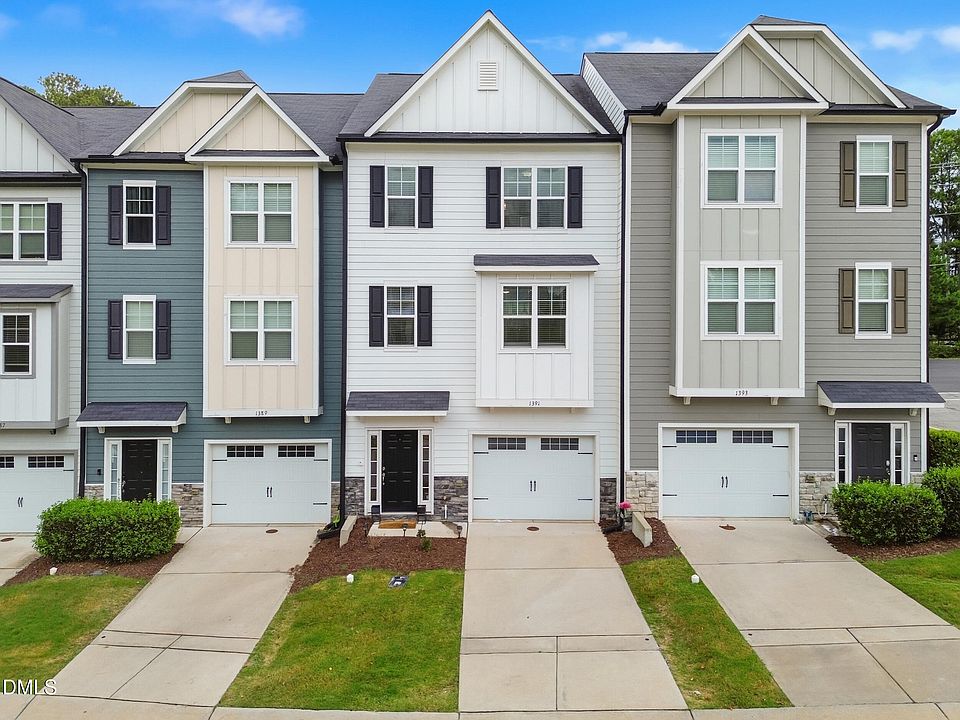 1st image of 1391 Regents Ln
