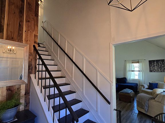 4th image of 1500 Oakhurst Circle