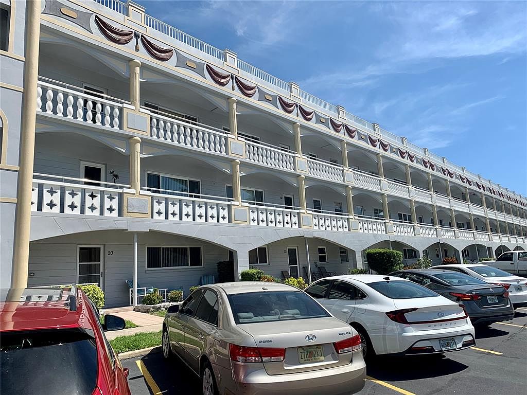 2410 Franciscan Dr APT 18