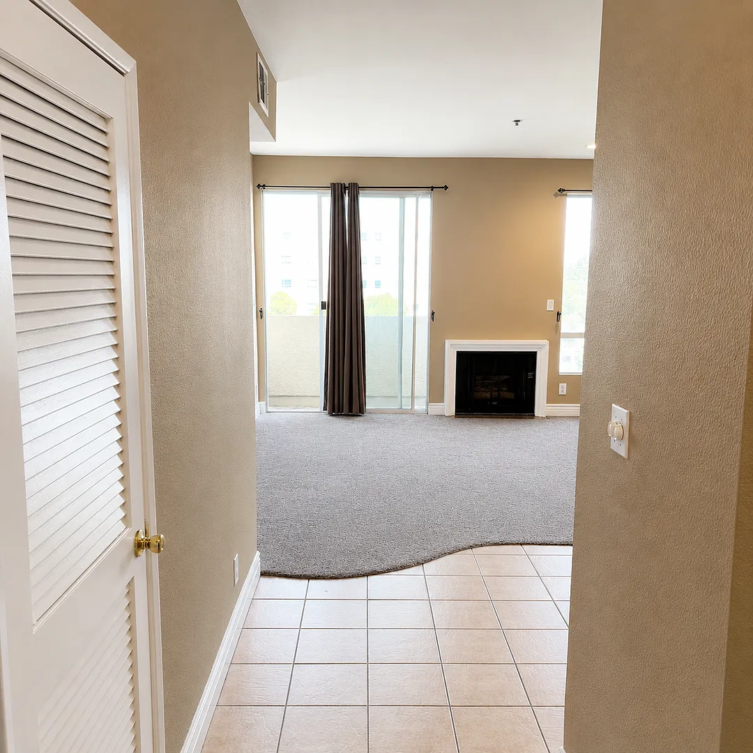 Beautifully Remodeled 2B | 2B Condo in Prime Reseda! — Photo 4