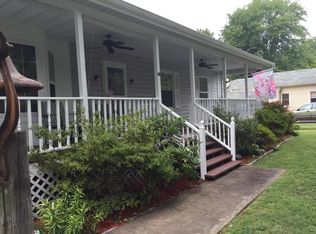 113 7th St, Colonial Beach, VA 22443