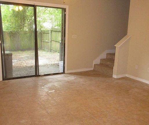 2nd image of 7611 Jana Ln S