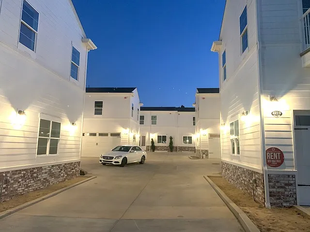 4227 Ince Blvd — Photo 1