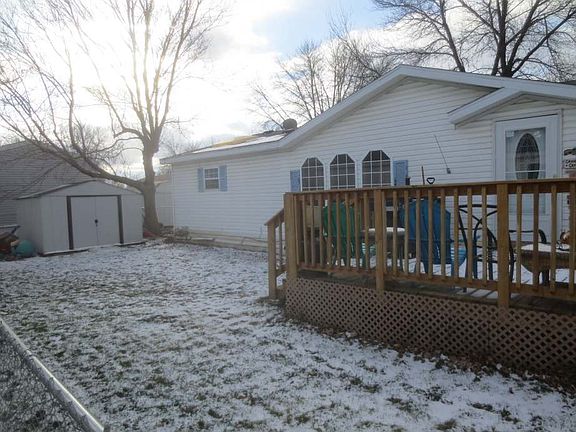 2nd image of 921 3rd Ave. East