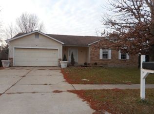 6412 Long Timber Dr, O'Fallon, MO 63368