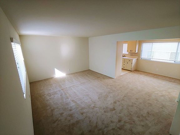 4th image of 1508 San Antonio Ave #B