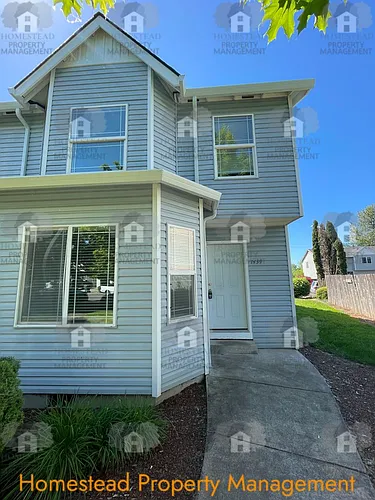 1439-1441 Falcon Loop Photo 1