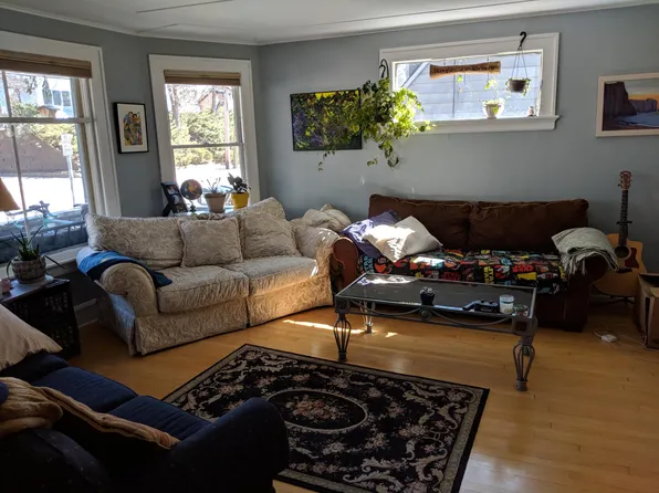 289 S Winooski Ave, Burlington, VT 05401