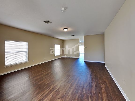 5th image of 2215 Victoria Falls Dr