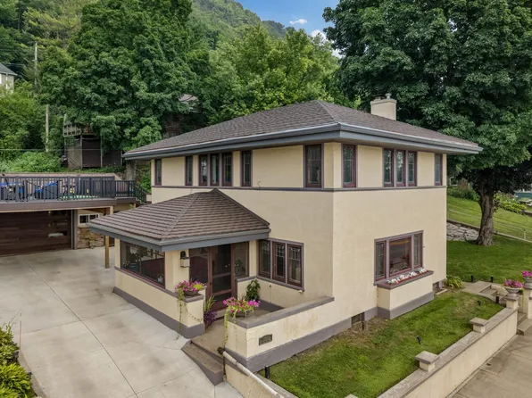222 S Main St, Fountain City, WI 54629