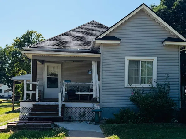 117 S High St, Pratt, KS 67124