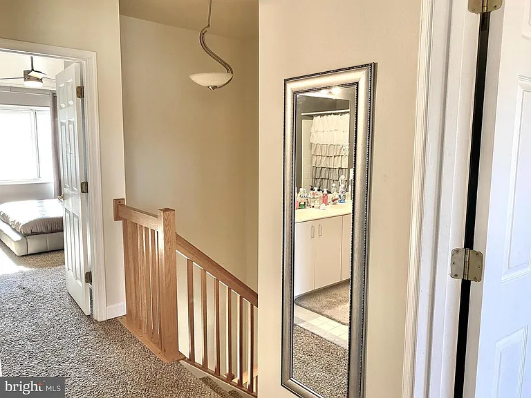 55 Taverngreen Ct — Photo 22