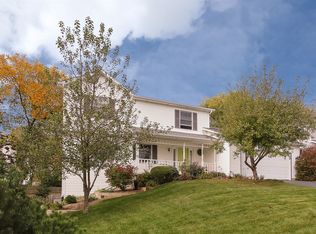 420 Moraine Dr, Cary, IL 60013