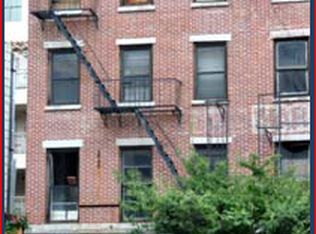 11 Old Fulton St, Brooklyn, NY 11201