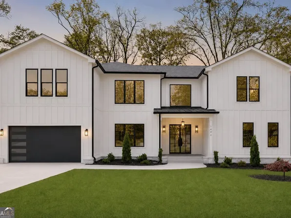 1696 Dunwoody Pl NE, Atlanta, GA 30324