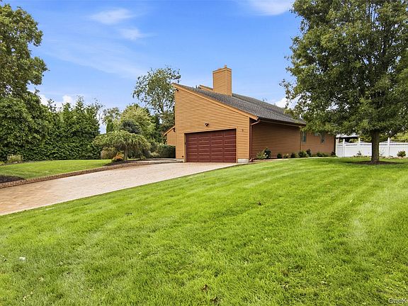 4th image of 16 Bridle Path Lane