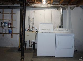 3265 Bolgos Cir, Ann Arbor, MI 48105