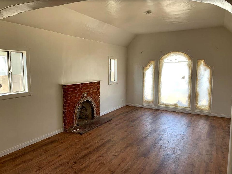 2nd image of 8830 Beaudine Ave