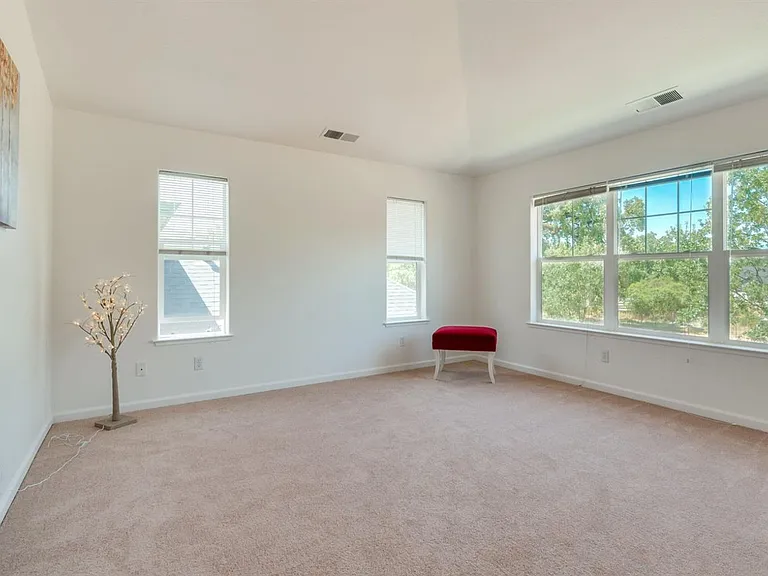 4045 Arthur Ashe Cir — Photo 8