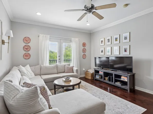 3102 Kings Rd #1211, Dallas, TX 75219