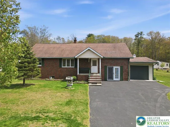 1045 Forest St, Lehighton, PA 18235