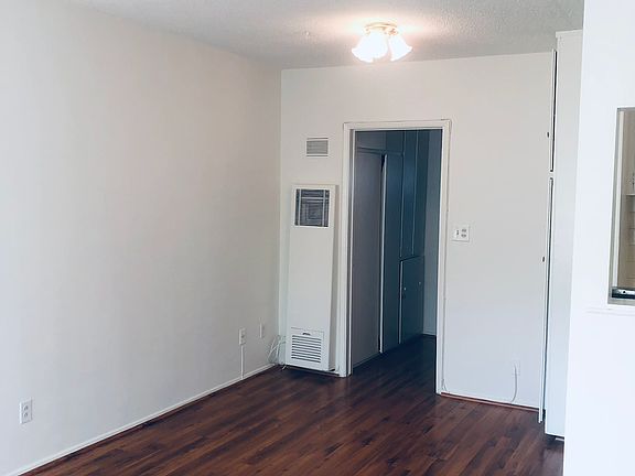3rd image of 5160 Denny Ave #21