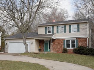 9569 Treetop Dr, Galesburg, MI 49053