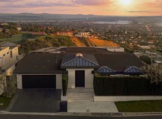 5811 Box Canyon Rd, La Jolla, CA 92037