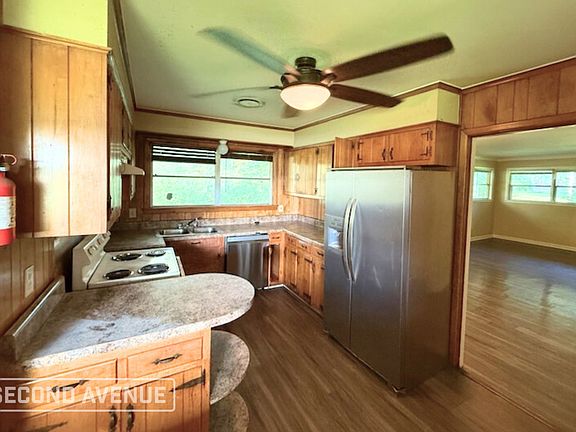 4th image of 4056 Hermitage Dr