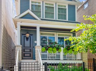 1825 W Henderson St, Chicago, IL 60657